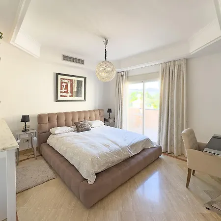 Elegant Penthouse On Marbella's Golden Mile * Marbella